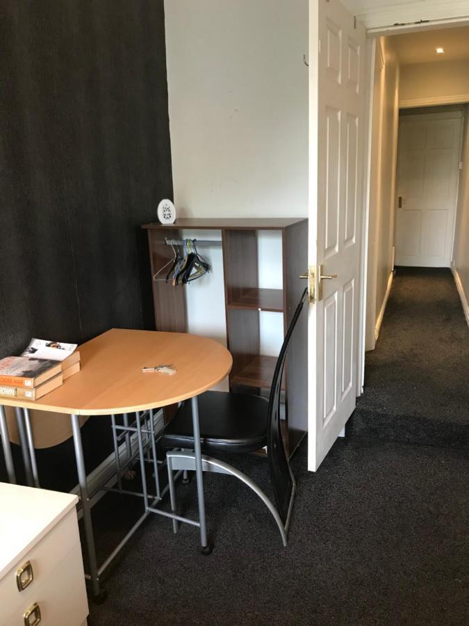 Private Double Room Near City Centre, Ковентри Экстерьер фото